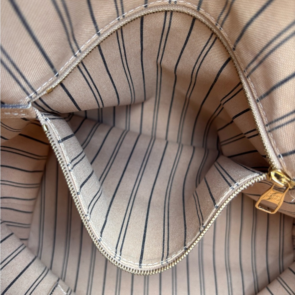 Authentic Louis Vuitton Bagatelle Empreinte beige Dune 2way discontinued hobo - Picture 7 of 15